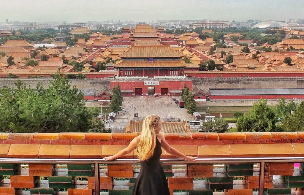 How to Plan a 3-Week Itinerary in China: Best 3 Options (2025)