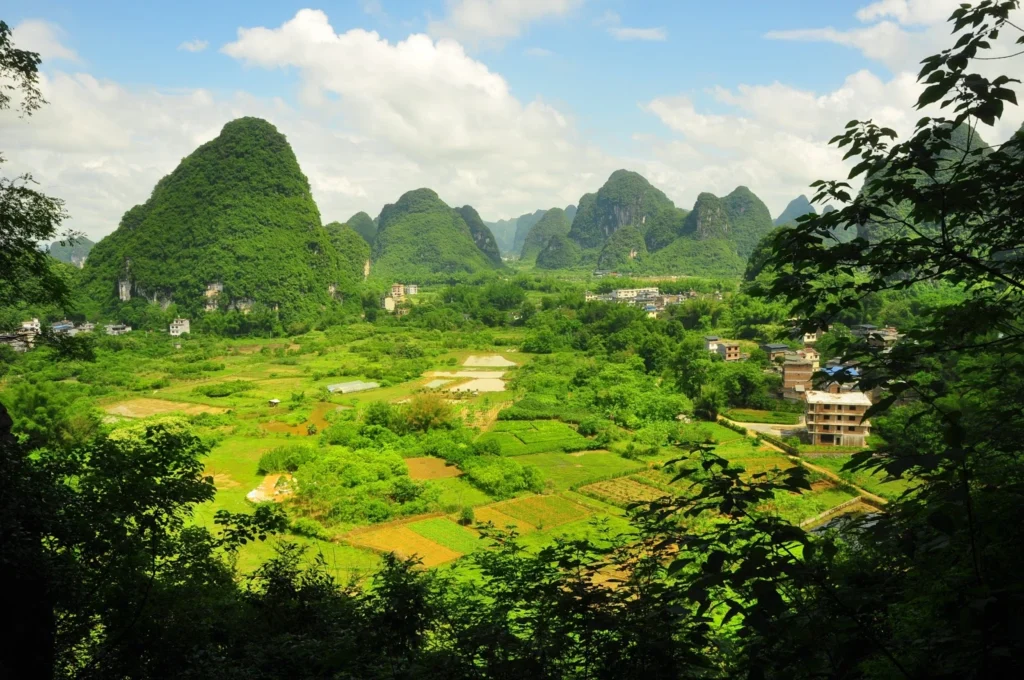Exploring the Enchanting Karst Mountains of Yangshuo