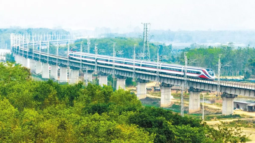 The Most Scenic Train Routes in China
