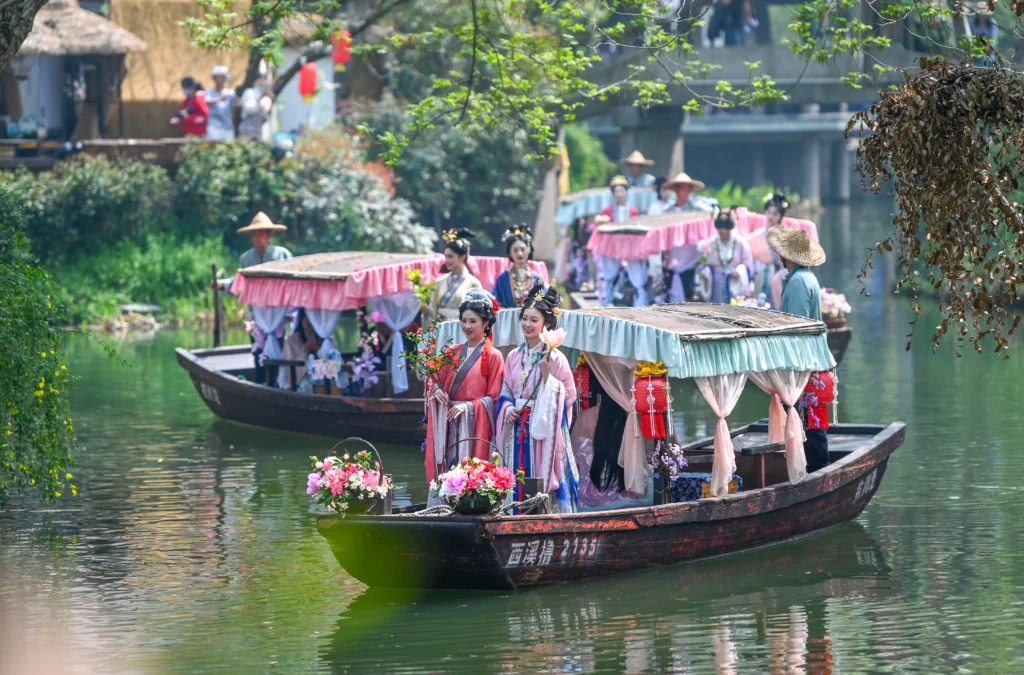 Hangzhou’s Festivals: Celebrating Local Culture Throughout the Year