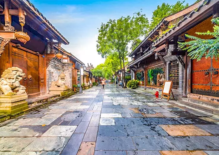 1 Day Chengdu Panda Tour with Leisure Time