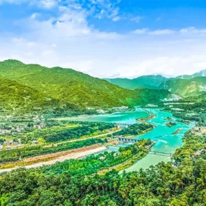 2 Day Dujiangyan Panda Volunteer Tour