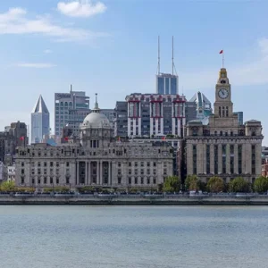 3-Hour Biking Tour with Skyscrapers & Historical Shanghai