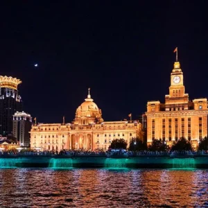 3-Hour Biking Tour with Skyscrapers & Historical Shanghai