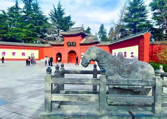 4 Days Luoyang Longmen Grottoes