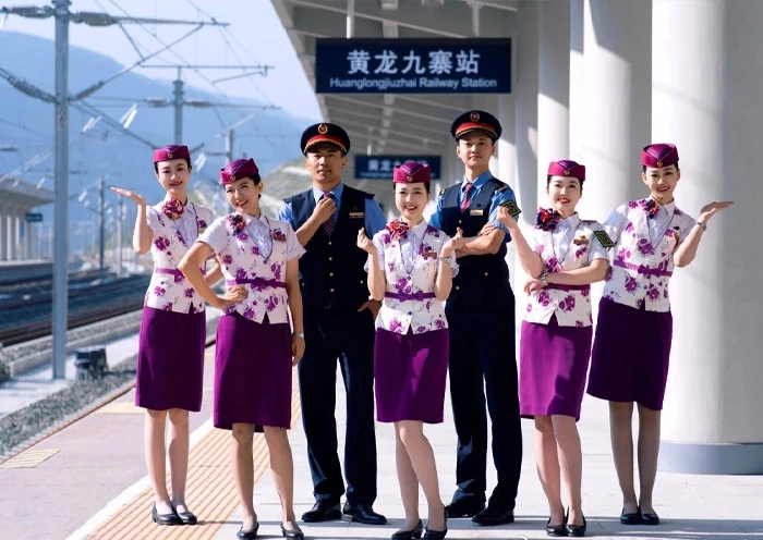 5 Days Chengdu Jiuzhaigou Bullet Train