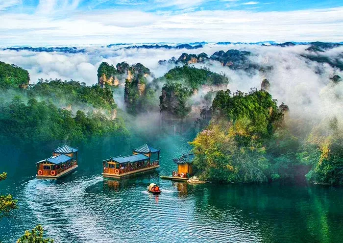 7 Days Beautiful China Tour with Guilin and Zhangjiajie from Hong Kong