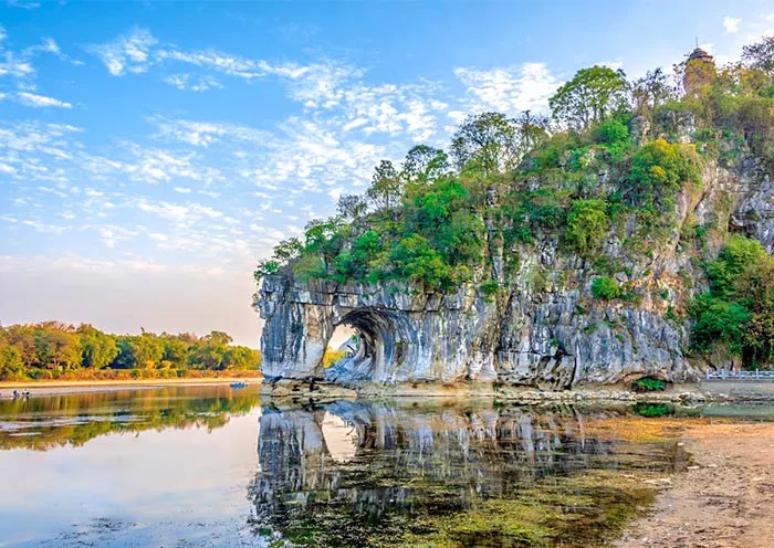 8 Days Stunning Sichuan & Guilin Tour In-depth Tour