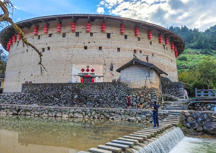 1 Day Nanjing Tulou Tour: From Xiamen to the Hometown of Mulan - Fujian Tulou
