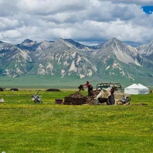 10 Days Sichuan Tibet Epic Overland Tour in Small Group