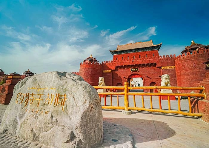13 Days Xinjiang Silk Road Tour: Western Regions Expedition with Taklamakan Desert