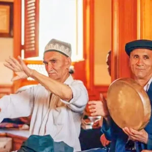 13 Days Xinjiang Silk Road Tour: Western Regions Expedition with Taklamakan Desert