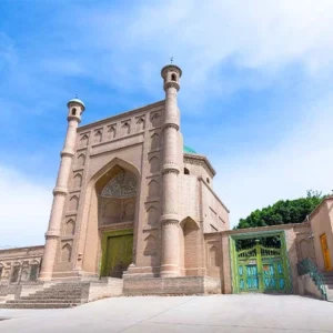 13 Days Xinjiang Silk Road Tour: Western Regions Expedition with Taklamakan Desert