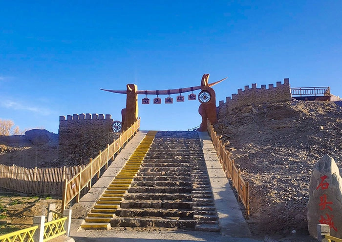 13 Days Xinjiang Silk Road Tour: Western Regions Expedition with Taklamakan Desert