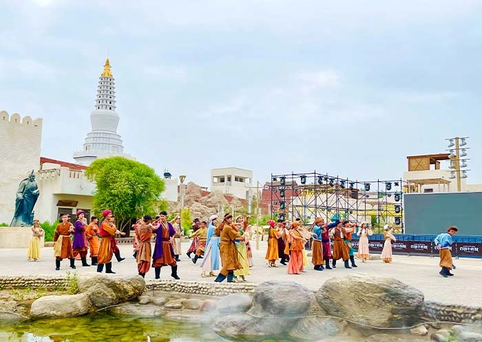 13 Days Xinjiang Silk Road Tour: Western Regions Expedition with Taklamakan Desert