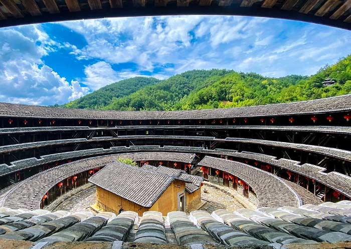 4 Day Xiamen Gulangyu & Fujian Tulou In-depth Tour: Nanjing Tulou and Yongding Tulou