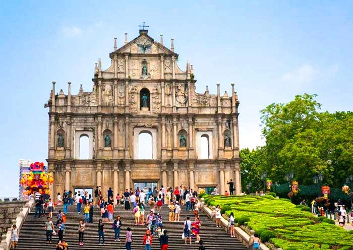 4 Days Hong Kong Macau Highlights Tour for Diverse Experience