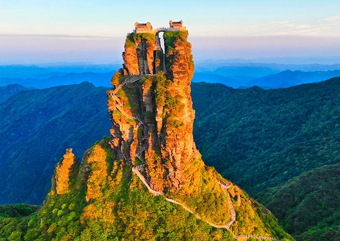 5 Days Guizhou Huangguoshu Fanjingshan Tour: Best Nature Journey