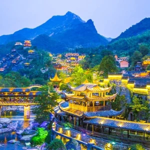 5 Days Wangxian Valley Tour: Cliffside Fairyland to Yellow Mountain’s Peaks