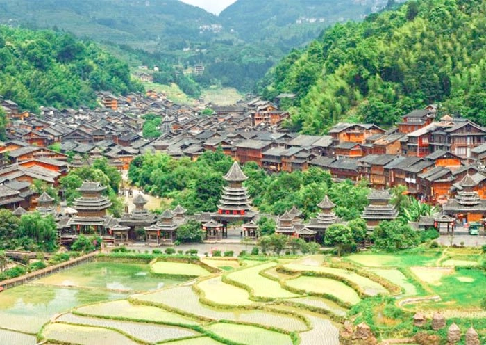 6 Days In-depth Guizhou Tour: Huangguoshu Waterfall & Secret Miao-Dong Villages