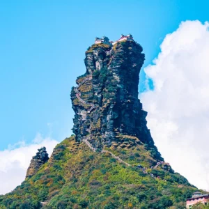 6 Days Popular Guizhou Tour: Huangguoshu, Fanjingshan & Kaili Miao Villages