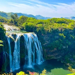 6 Days Popular Guizhou Tour: Huangguoshu, Fanjingshan & Kaili Miao Villages