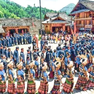 6 Days Popular Guizhou Tour: Huangguoshu, Fanjingshan & Kaili Miao Villages