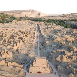 7 Days Classic Xinjiang Tour for First-Timers: Urumqi Tianchi Turpan Kashgar