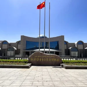 7 Days Classic Xinjiang Tour for First-Timers: Urumqi Tianchi Turpan Kashgar