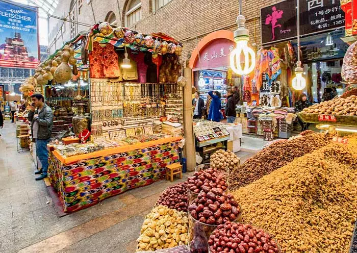 7 Days Classic Xinjiang Tour for First-Timers: Urumqi Tianchi Turpan Kashgar