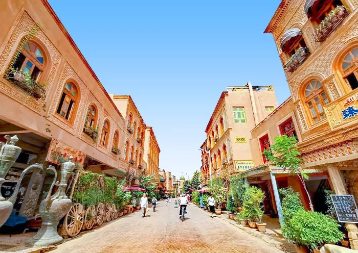 7 Days Classic Xinjiang Tour for First-Timers: Urumqi Tianchi Turpan Kashgar