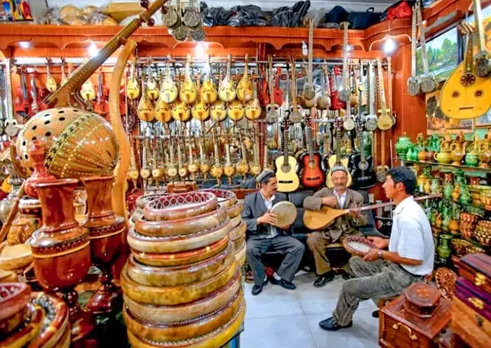 7 Days Classic Xinjiang Tour for First-Timers: Urumqi Tianchi Turpan Kashgar