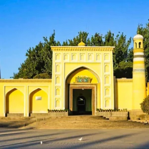 7 Days Classic Xinjiang Tour for First-Timers: Urumqi Tianchi Turpan Kashgar