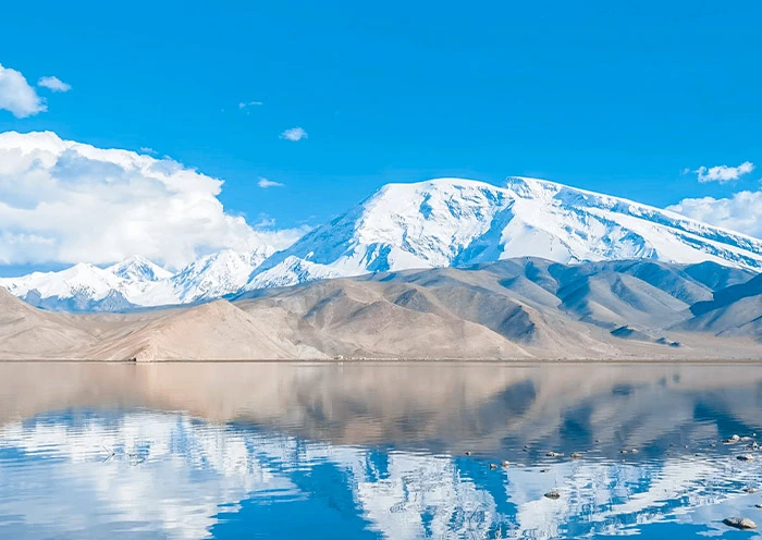 7 Days Classic Xinjiang Tour for First-Timers: Urumqi Tianchi Turpan Kashgar