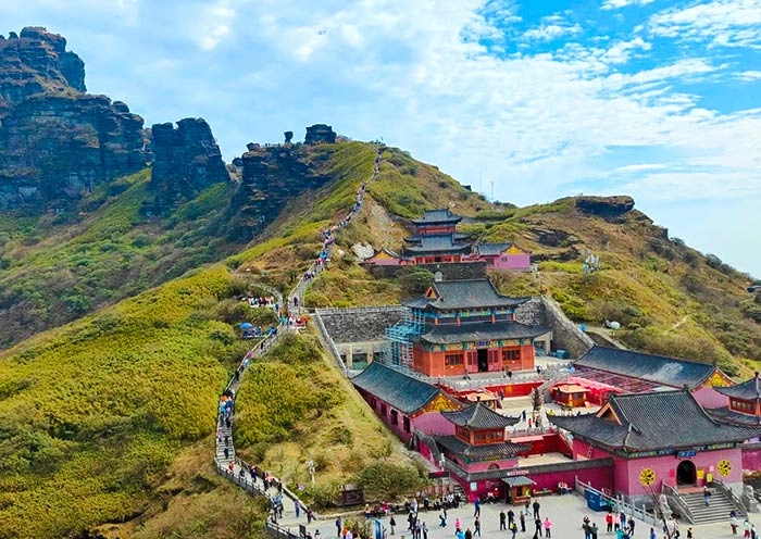 7 Days Zhangjiajie Fanjingshan Tour: Avatar Mountains and Sky Temples