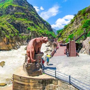 8 Days Classic Yunnan Group Tour: Kunming Dali Shangri-La Lijiang