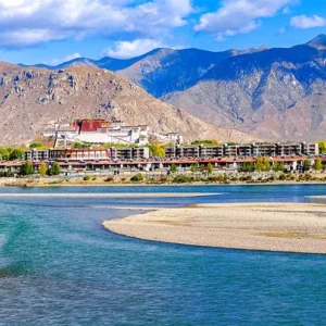 8 Days Tibet Discovery Tour from Lhasa to Mount Everest Base Camp