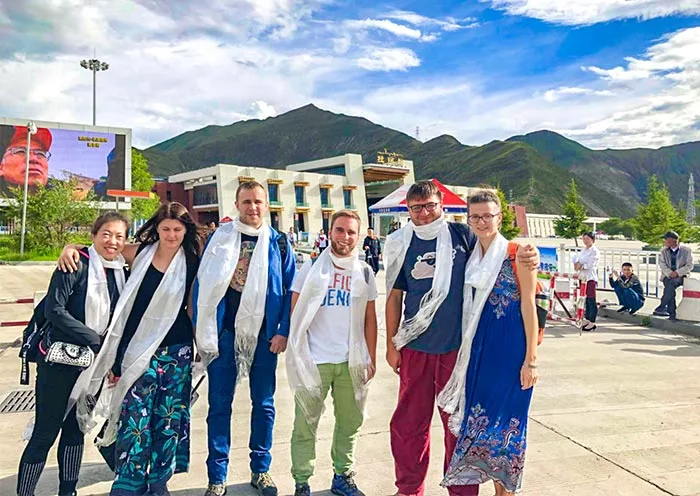 8 Days Tibet Discovery Tour from Lhasa to Mount Everest Base Camp