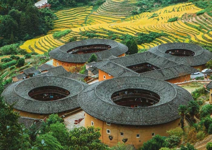 2 Days Fujian Tulou In-depth Tour: Explore Nanjing Tulou, Yongding Tulou & Hakka Cultu