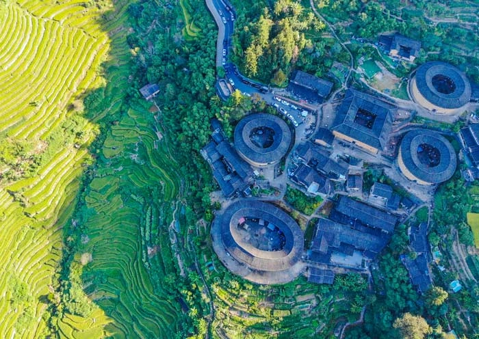 2 Days Fujian Tulou In-depth Tour: Explore Nanjing Tulou, Yongding Tulou & Hakka Cultu