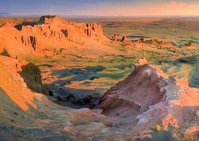8 Days Classic Gobi Desert Tour with Ulaanbaatar City Tour
