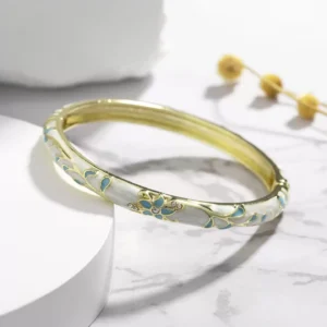Beijing Cloisonné Bangle: Handcrafted enamel bracelet with imperial dragon motifs—a vibrant, cultural souvenir from China’s artistic capital!
